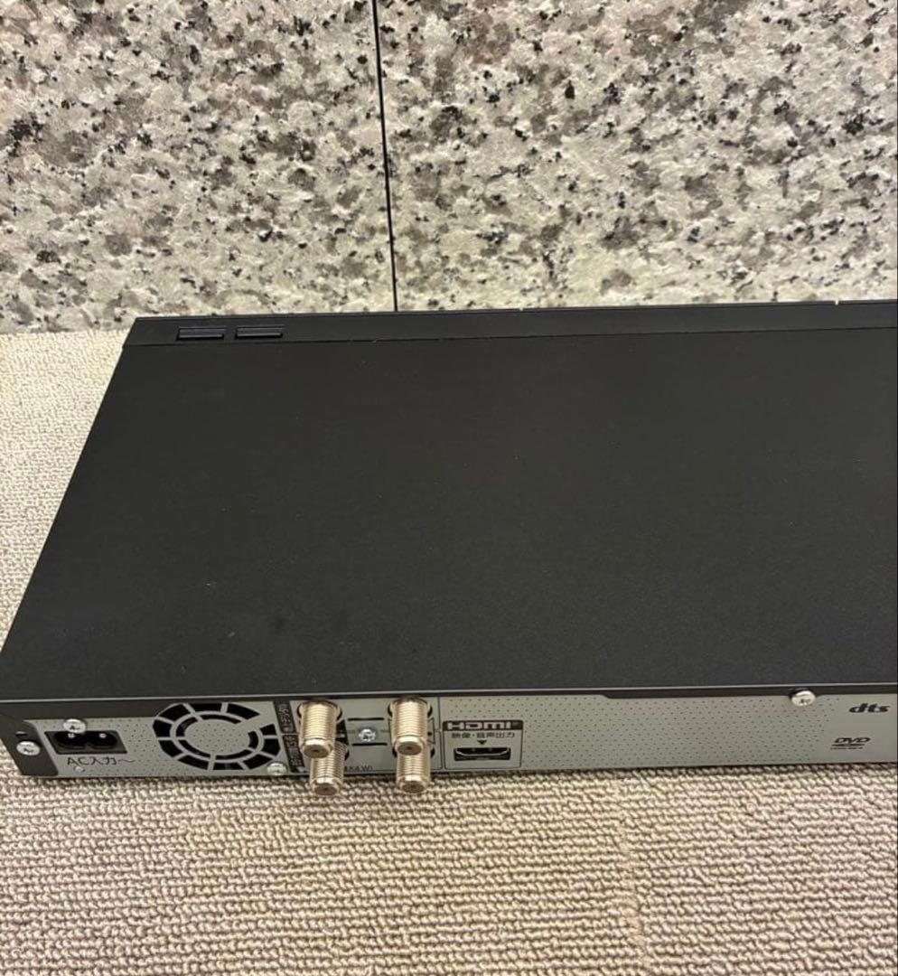 Panasonic ブルーレイレコーダーDMR-2W103 B-CASカードなし