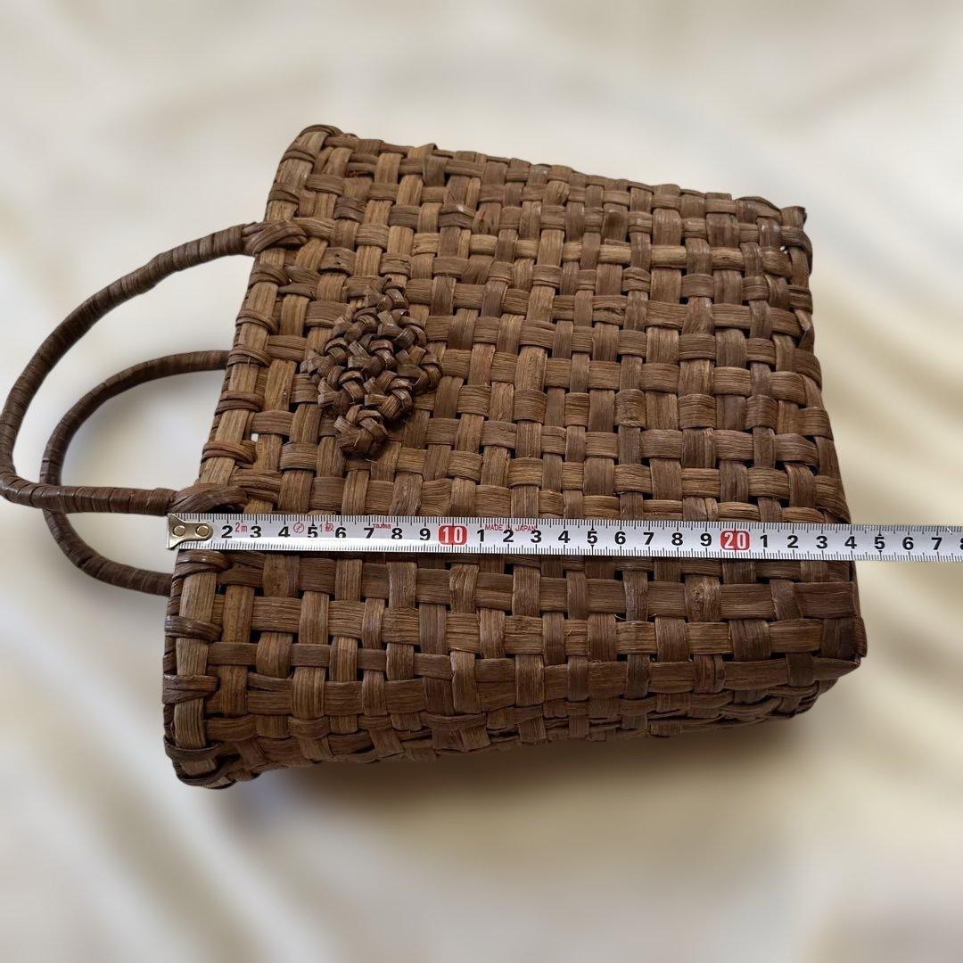 山葡萄の手提げバッグ