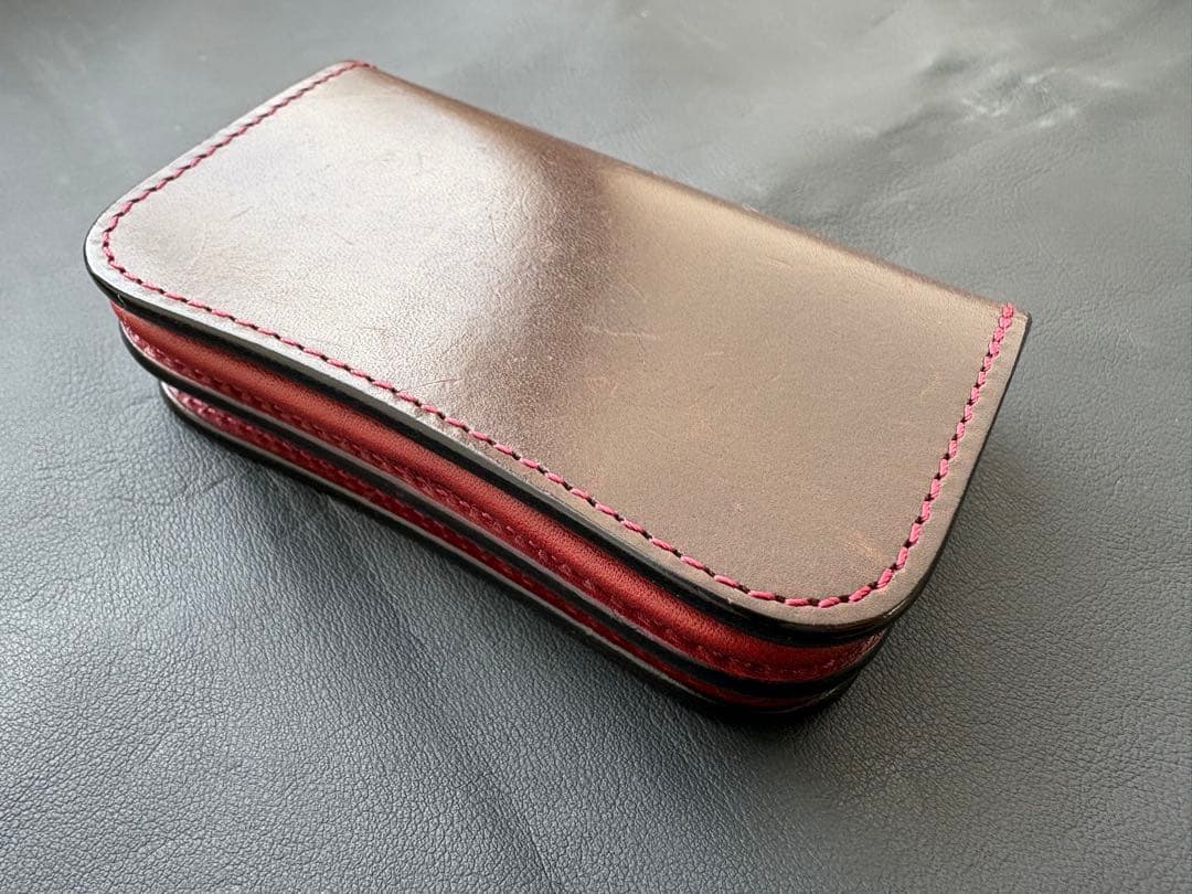 ジェネラル ワイルドスワンズ　 サドルプルアップ　チョコ　バーガンディ　名刺入れ