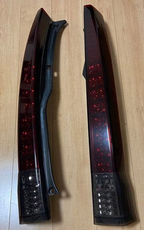 ムーヴカスタム L175S LEDスモークテール 通電動作確認済み 値下げ不可