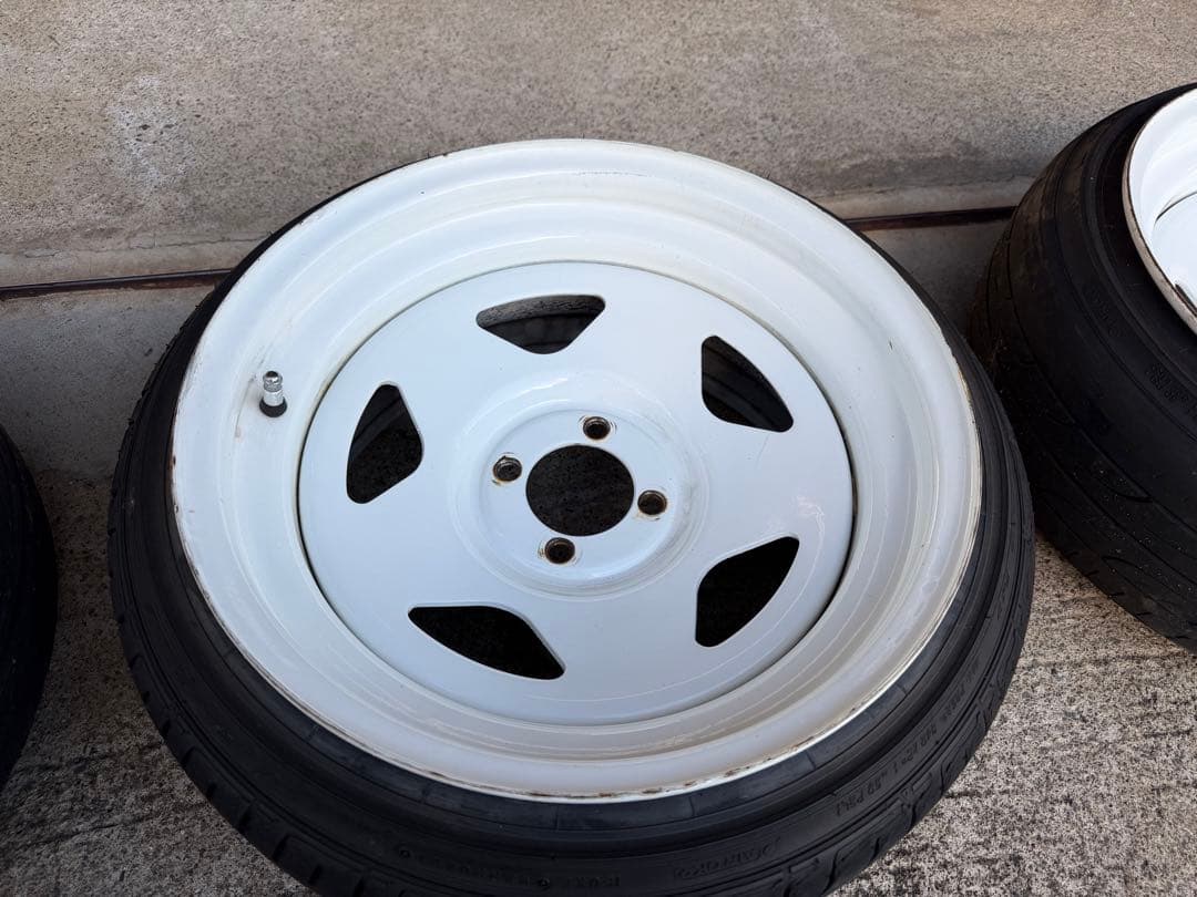 TC01 16×8j 4本