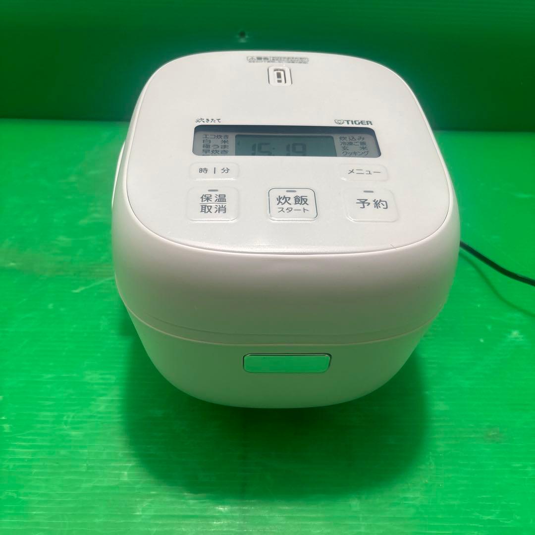 極美品 TIGER 炊飯器 JBS-A055 3号炊 2025年製