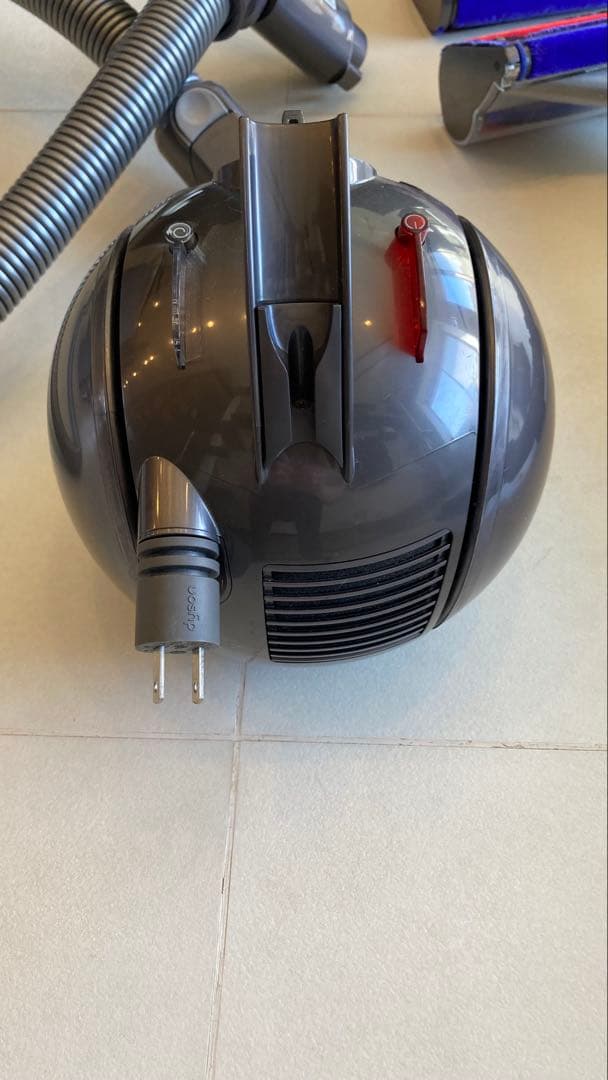 ダイソン 掃除機　dyson ballfluffy　CY24