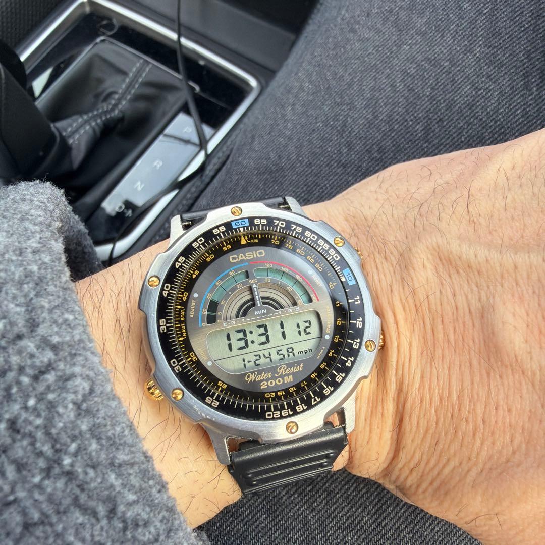 カシオ　DW-7500