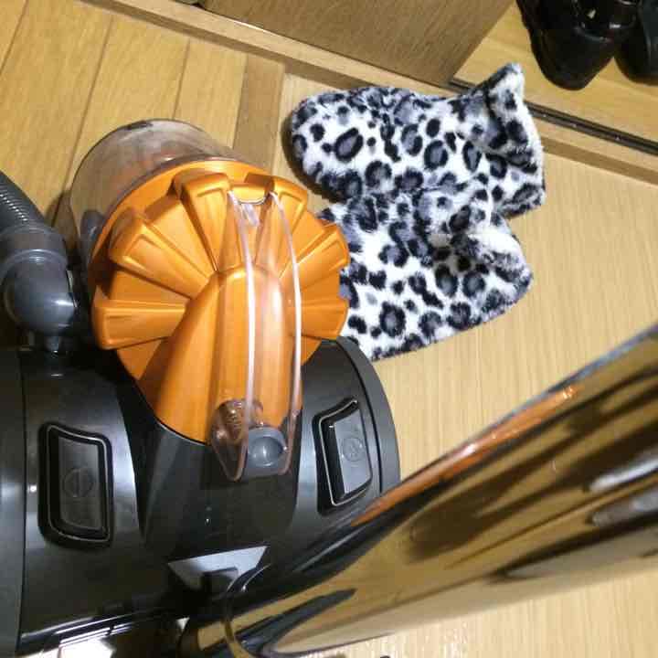 サイクロンバキュームクリーナー