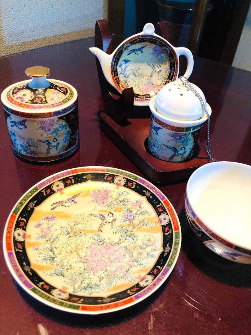 雅な陶器　お茶セット