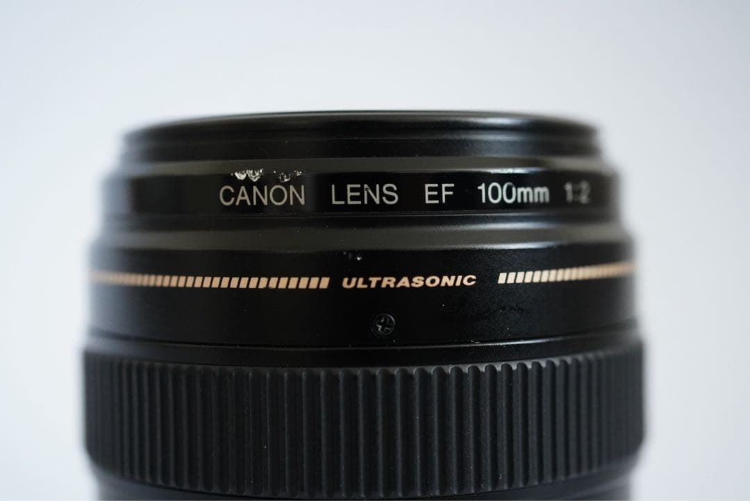 Canon EF 100mm f/2 単焦点レンズ 訳あり