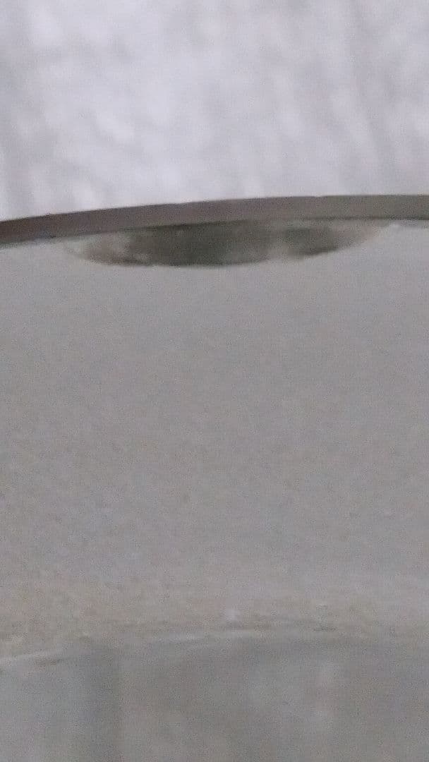 かなり珍しい昭和レトロ「剣先ガラス瓶」２個セット。気品が感じられるお洒落な逸品