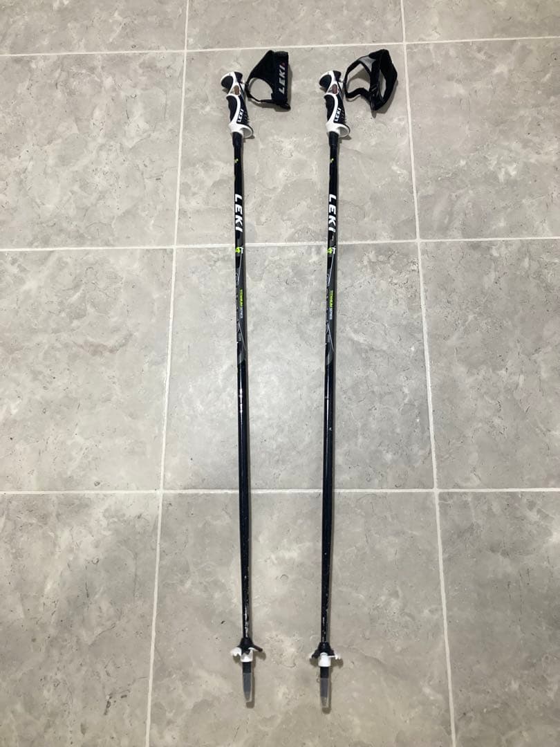 自動車洋さま専用　LEKI スキー ストック　チタン製　黒　白