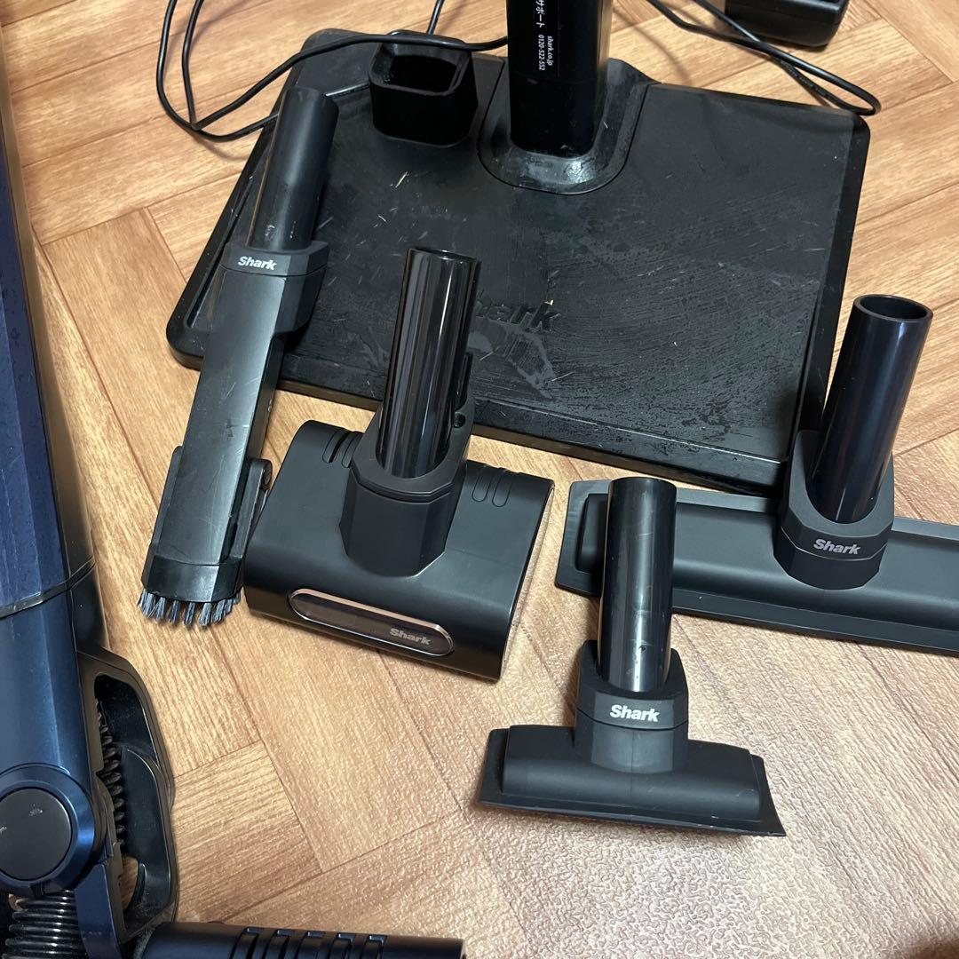 Shark スティッククリーナー本体 ダークブルー