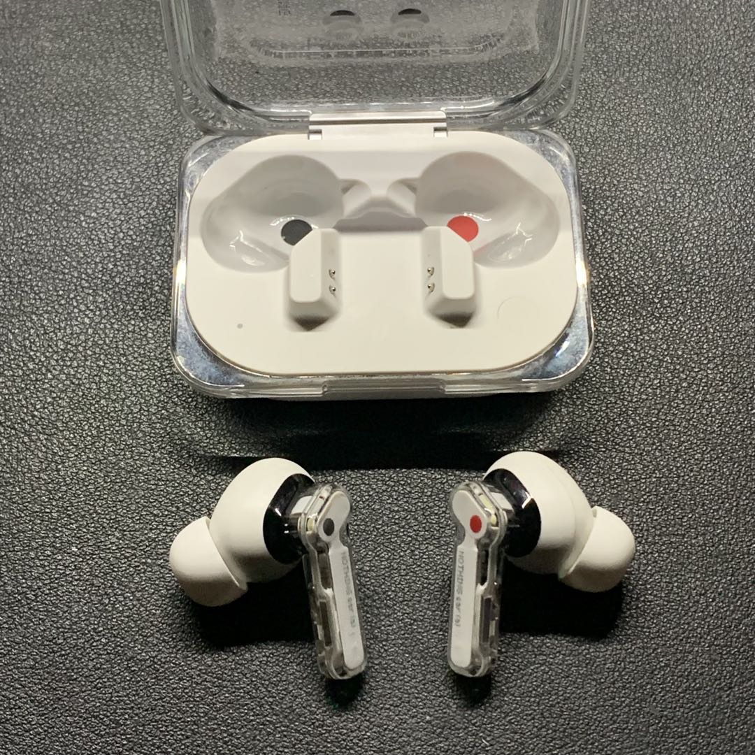 イヤホン Nothing ear (a)