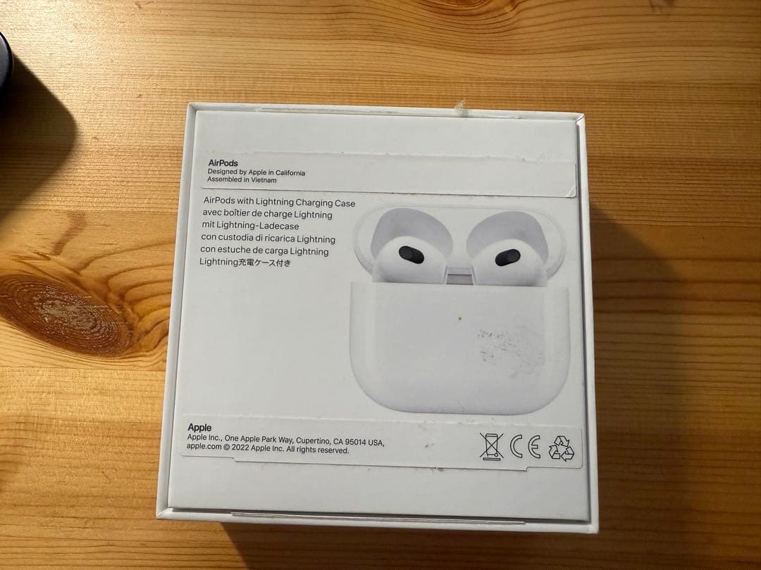 AirPods 第三世代Lightning Charging Case付き