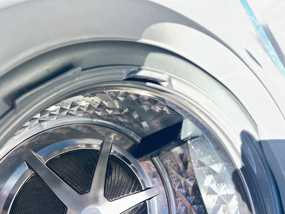 Panasonicドラム式電気洗濯機NA-VG1100R 2016年