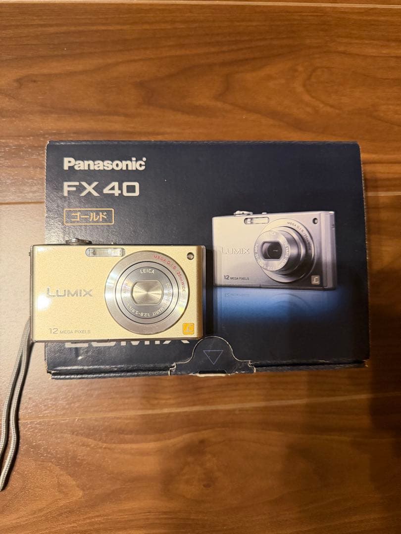 Panasonic FX40 ゴールド 12メガピクセル