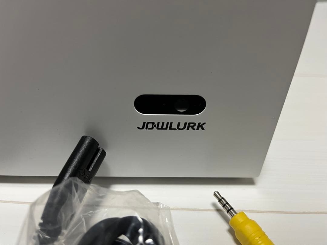 JDLURK M8 プロジェクター 本体　一回のみ使用