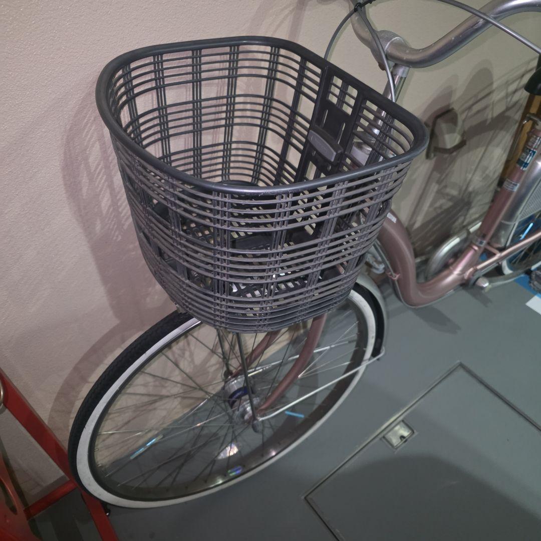 ピンク シティサイクル 前バスケット付き 広島市引取可能な方のみ