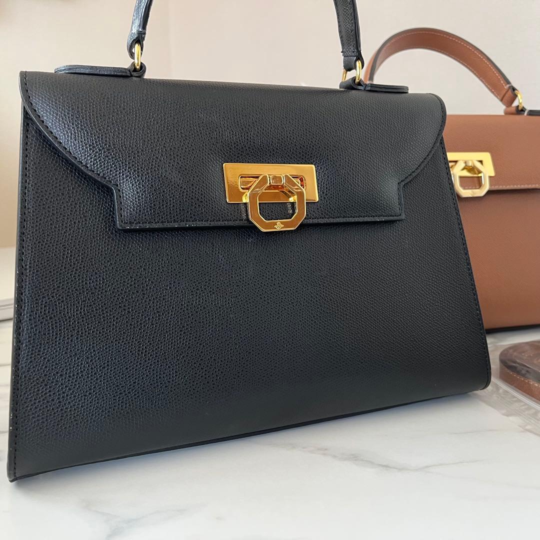 【ショルダー紐は未使用】カルボッティ