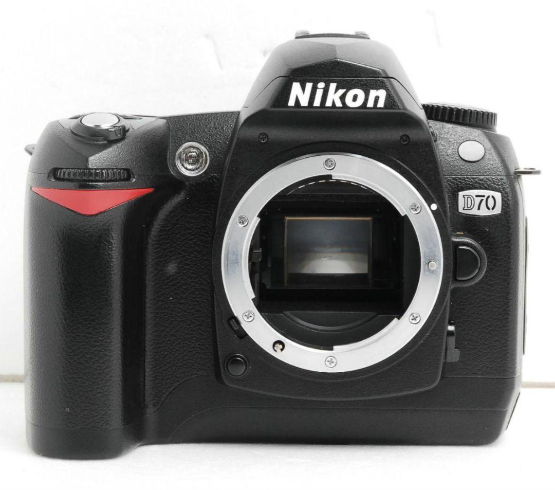 NIKON　D70　ダブルレンズ⚡️初心者⚡️ニコン⚡️一眼レフ⚡️超望遠