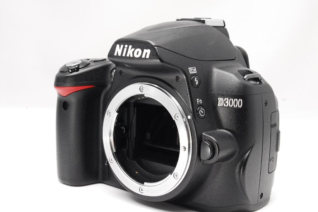 使用回数少なめ✨ Nikon D3000 ✨ 初心者さんおすすめ✨ 元箱付き