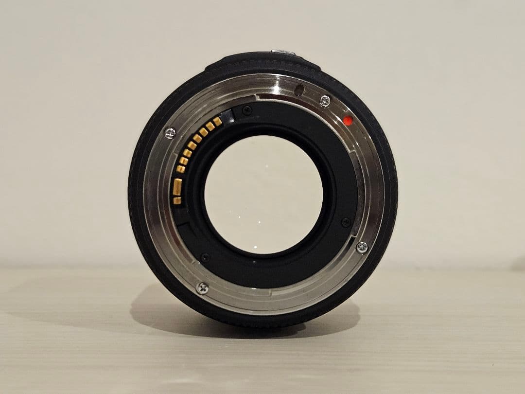 SIGMA 85mm F1.4 EX DG HSM レンズフード付　シグマ