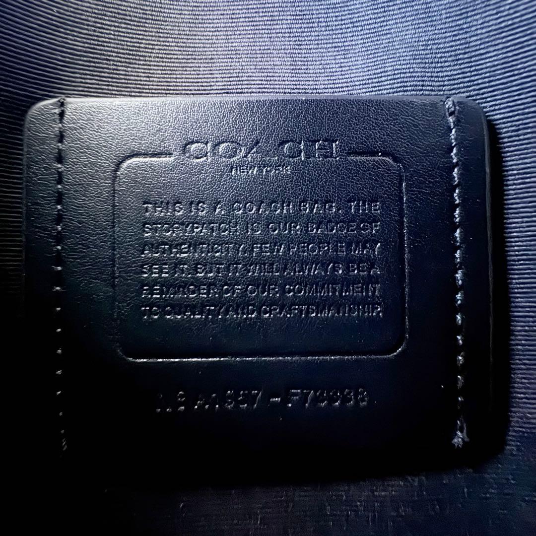 【極美品】COACH シグネチャー フライトバッグ ショルダーバッグ チャーム付