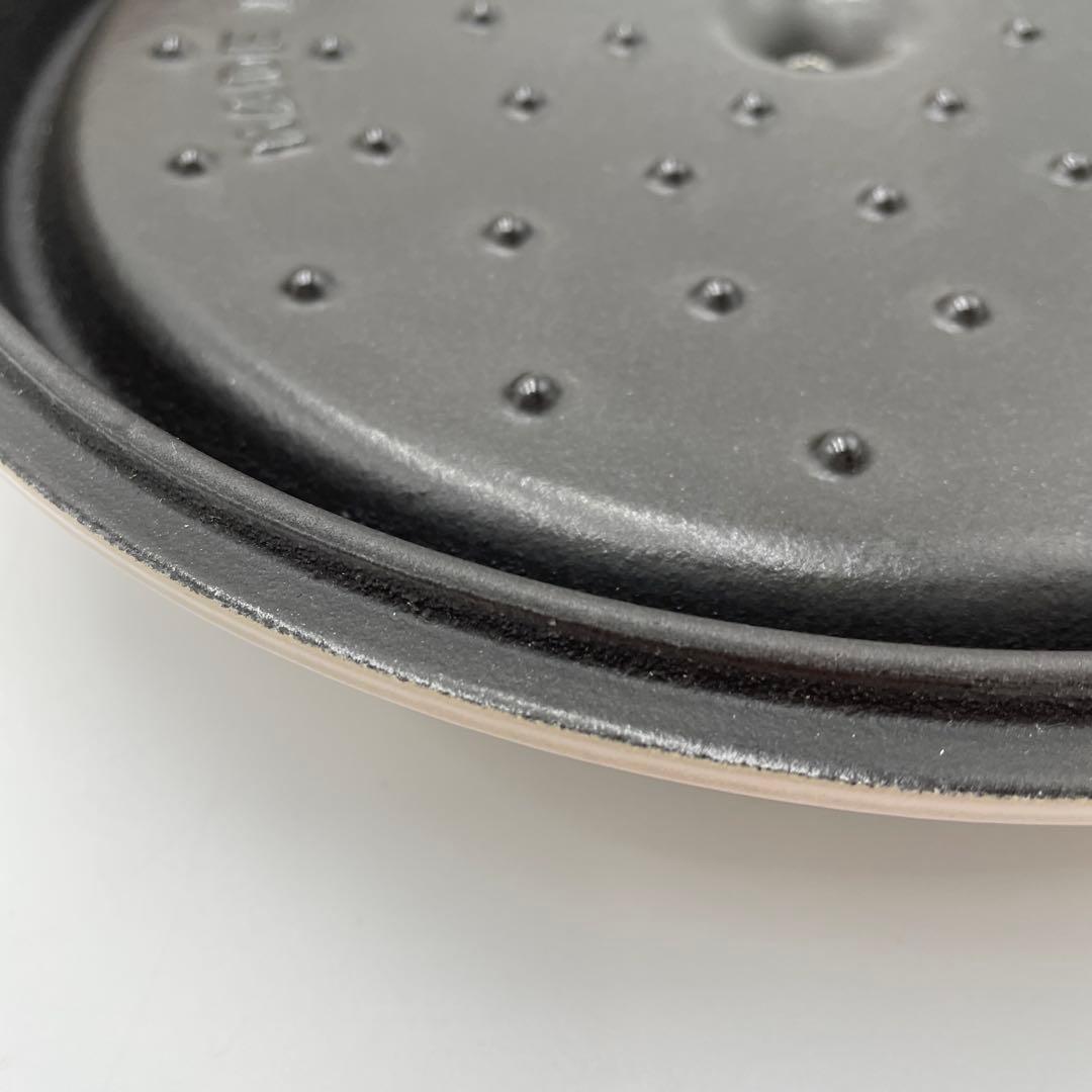 美品　STAUB ストウブ シャロー ココット ラウンド 26cm リネン