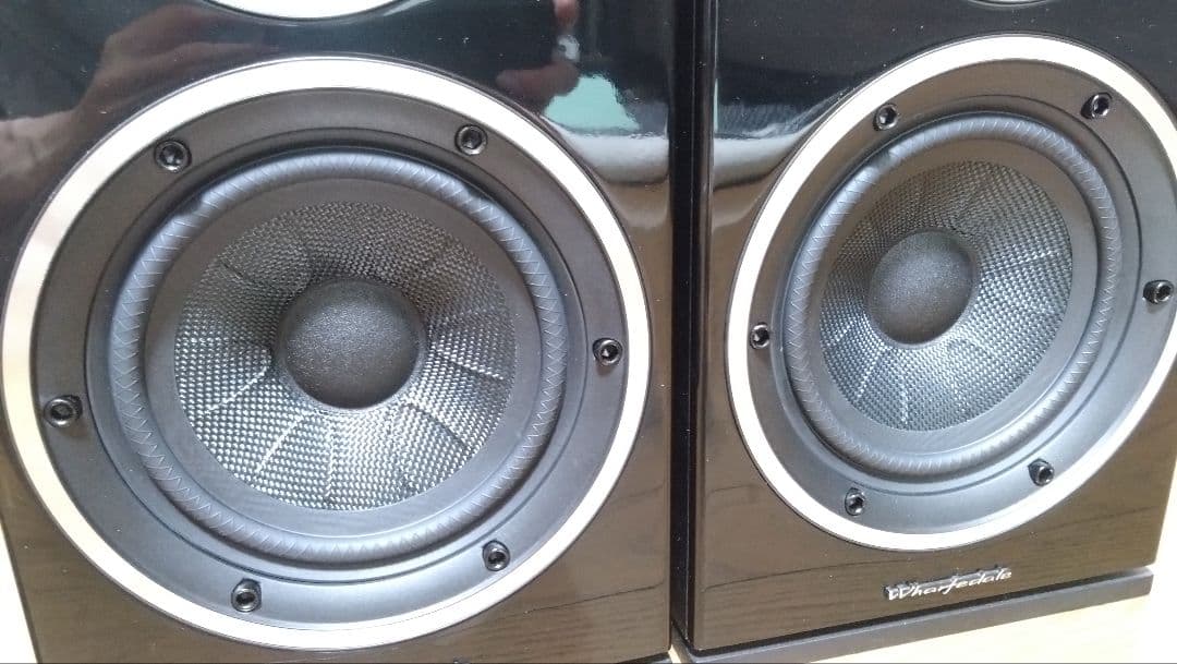 Wharfedale Diamond 225 スピーカー