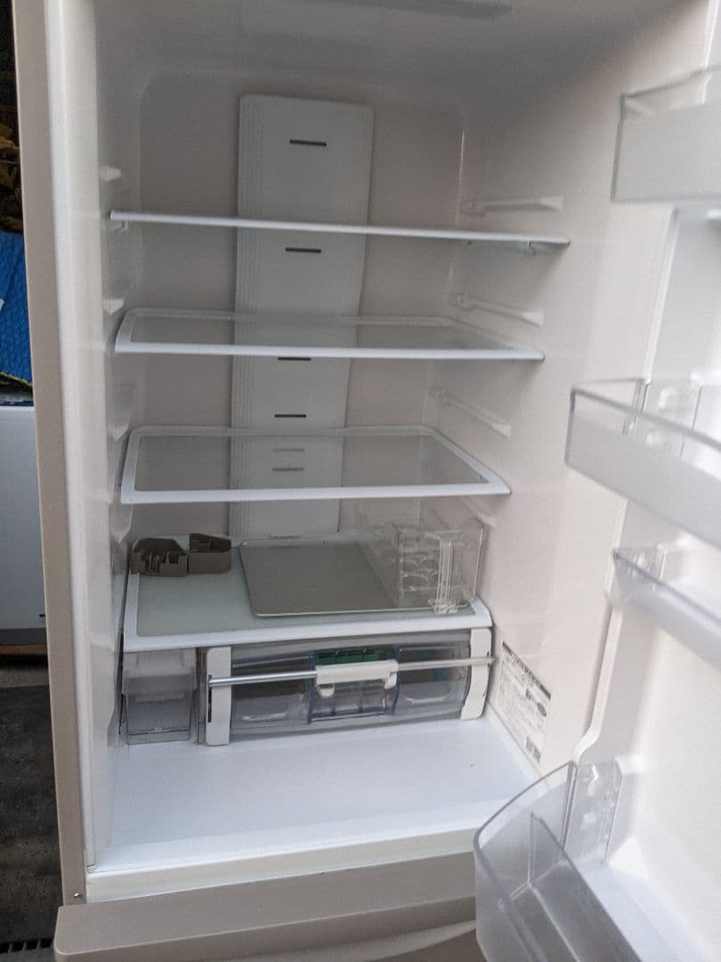 日立 3ドア冷蔵庫 真空チルド R-K380GV 2016年製