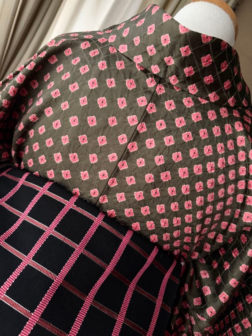 よし 正絹 小紋 着物 チョコブラウン×ピンク 総絞り 単品