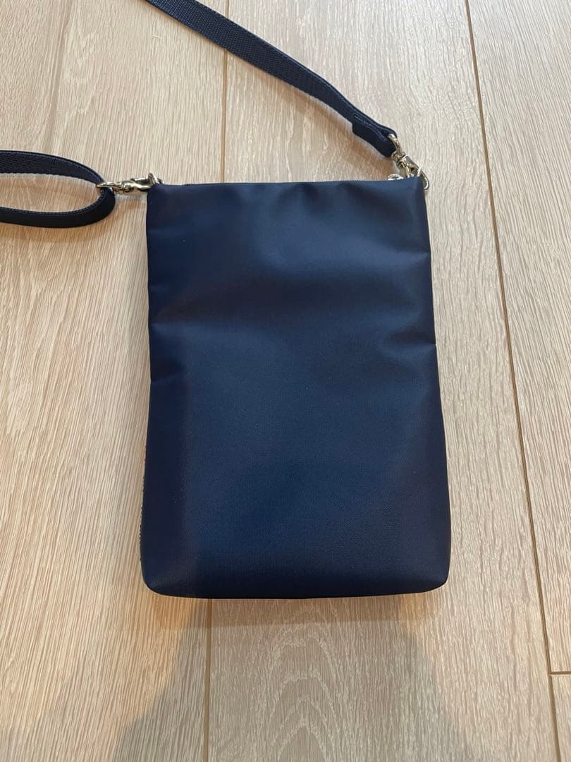 フェイラー　ハイジ　学校フェイラー　スマホショルダー　送迎