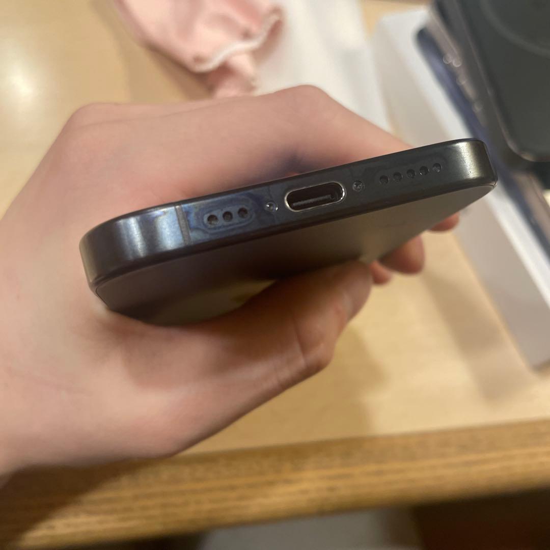 Apple iPhone 15pro 128GB ブルーチタニウム