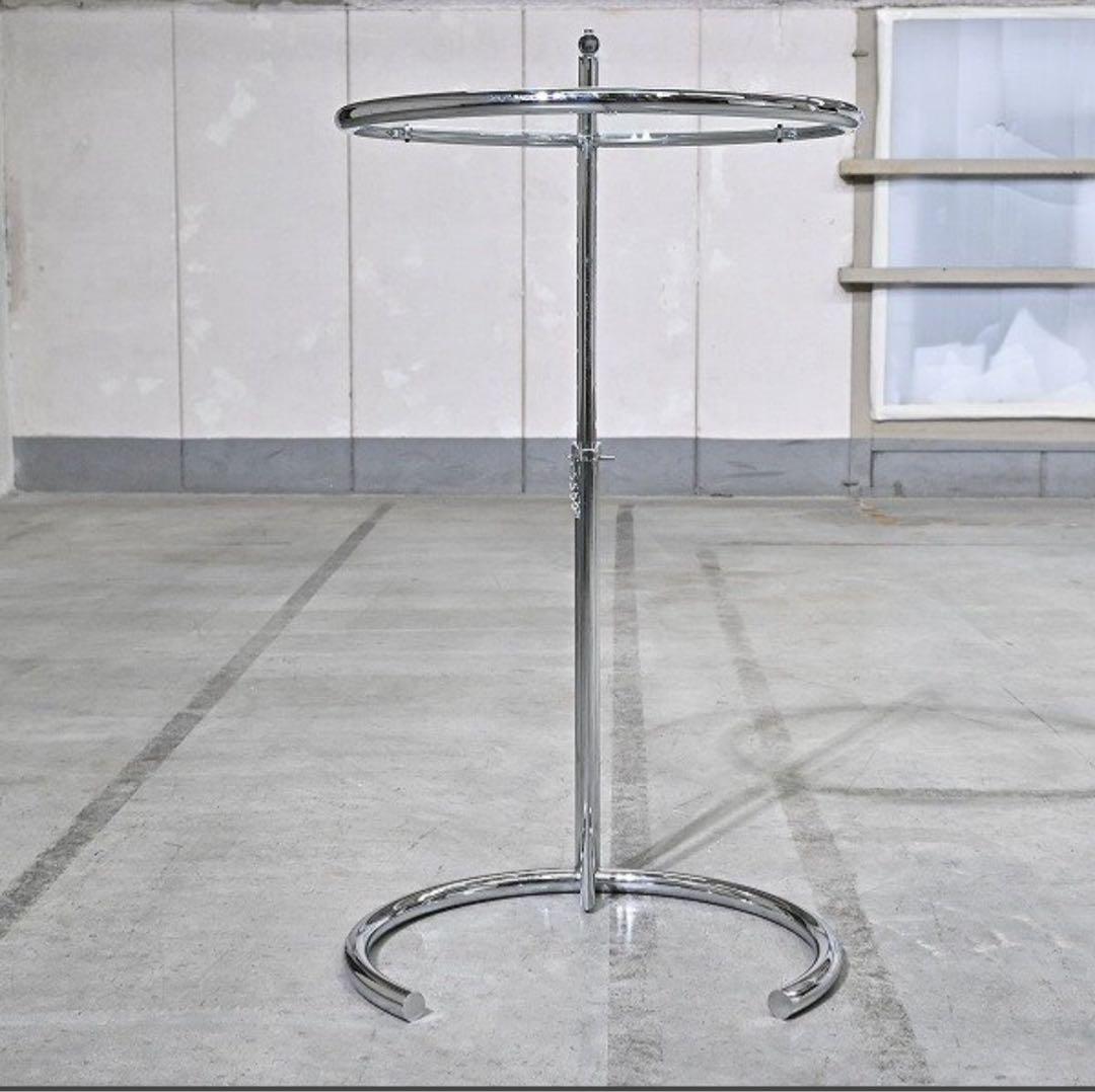 ★アイリーン・グレイ「アジャスタブルテーブル E1027」サイドテーブル