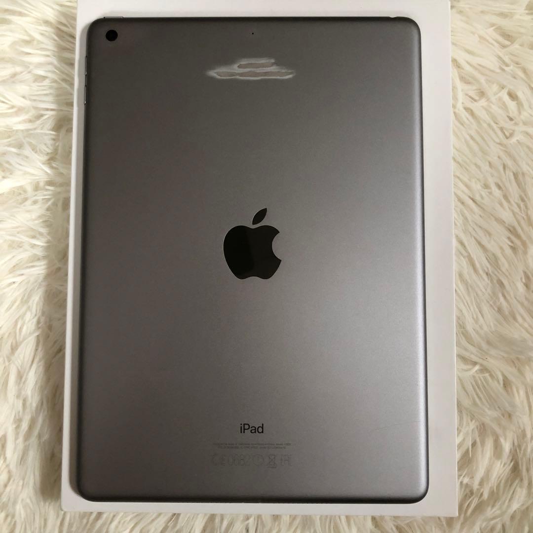 【10/4販売終了】iPad 第5世代 128GB 【すぐ発送】