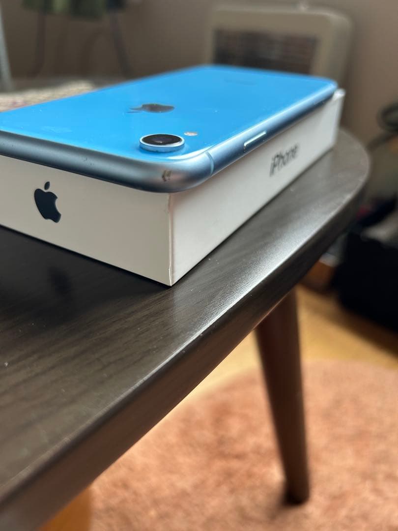 iPhone XR 64GB 美品 SIMフリー バッテリー82％ 初期化済み