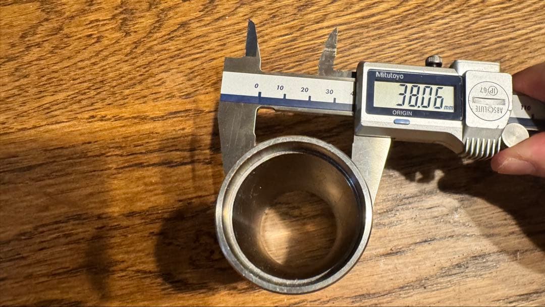 【中古】チタン　ボトムブラケット　BB86