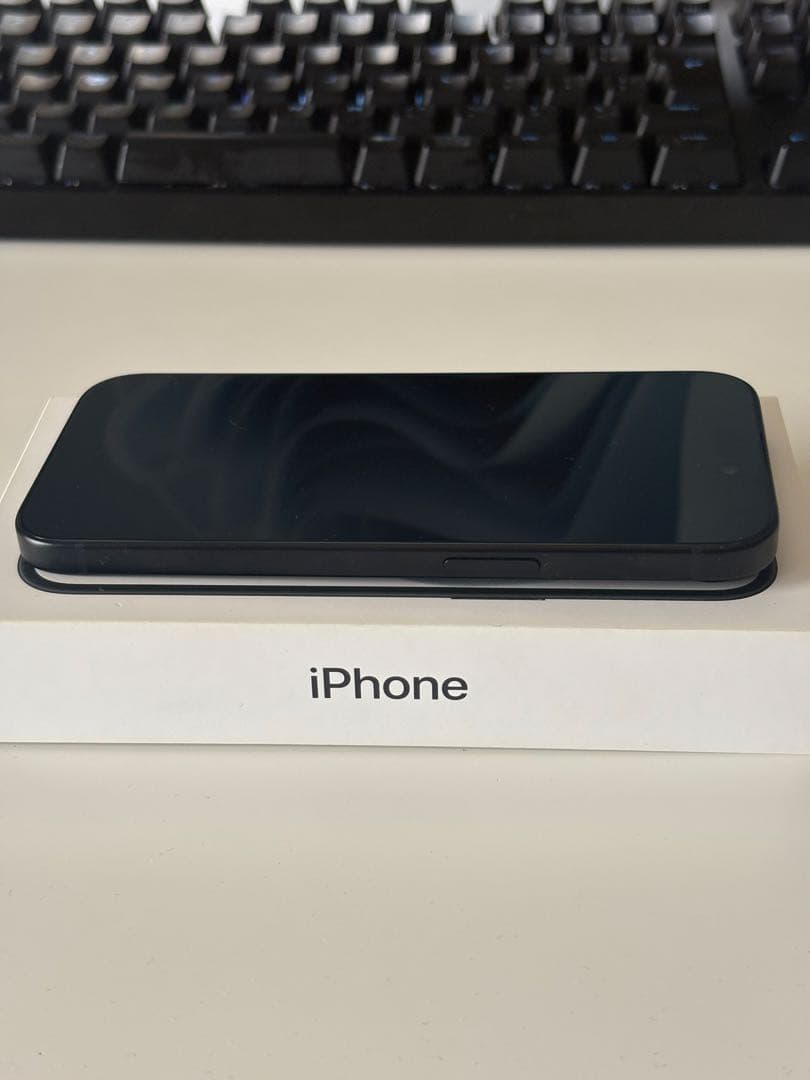 iPhone 15 256GB SIMフリー 98%