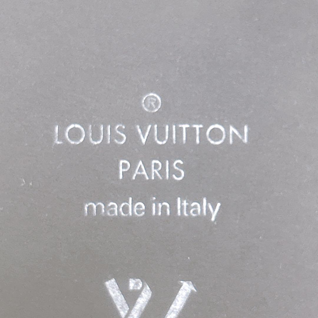 未使用級✨ルイヴィトン モノグラム エンボス リ・トランク スマホケース