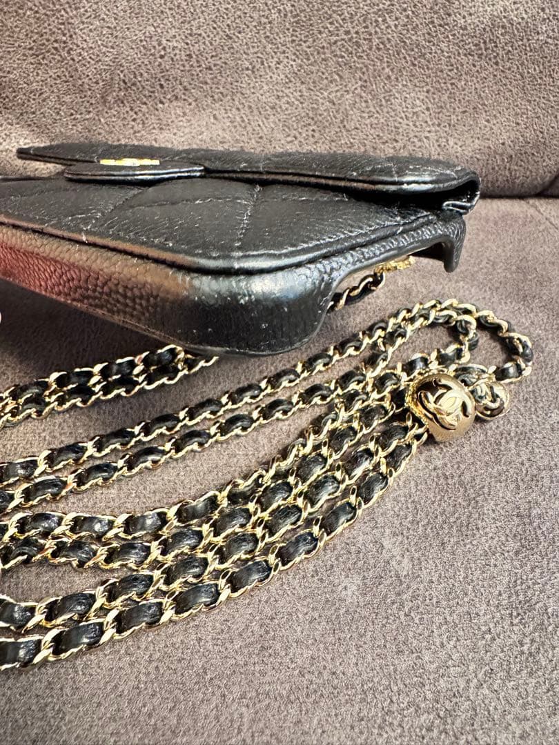 CHANEL iPhoneケース　キャビアスキン　15 pro Max