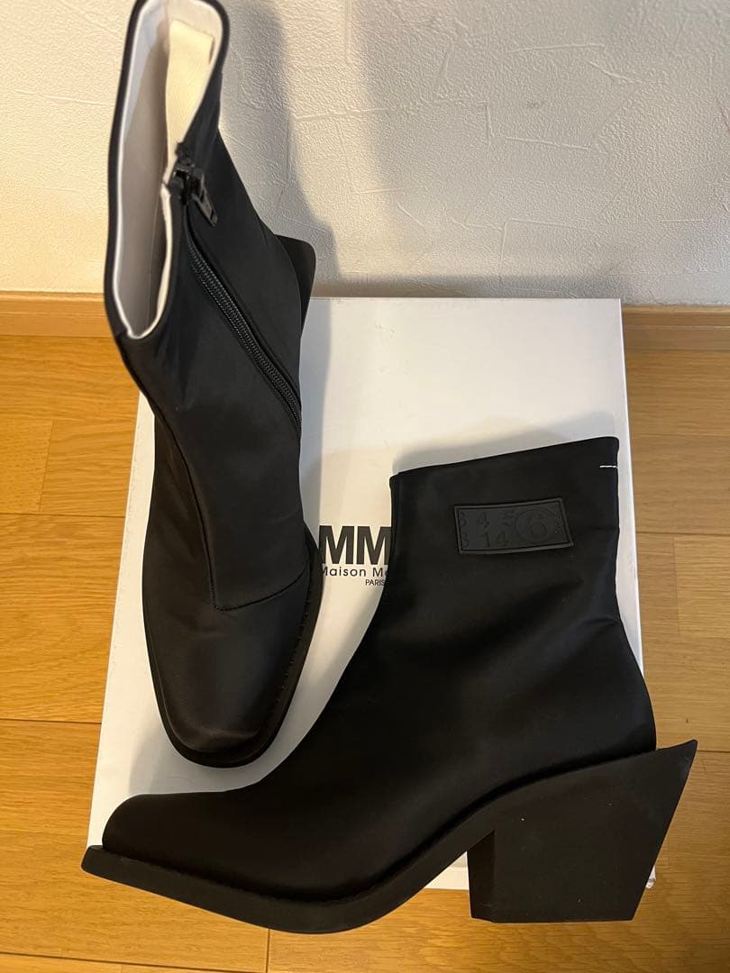 お値下げしました！未使用品　MM6 ブラック ショートブーツ 38