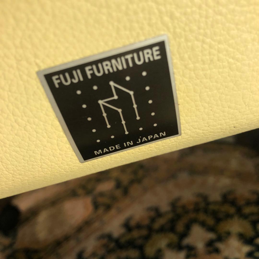 Sale ヴィンテージ 富士ファニチャー　キャスター革張りアームチェア