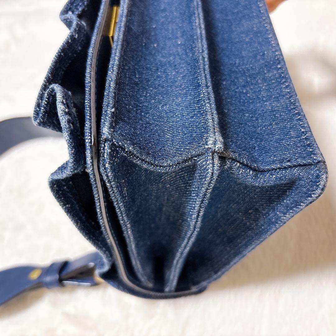 ケイトスペード　ホワイトロックロードジャミー　ショルダーバック　デニム　スタッズ