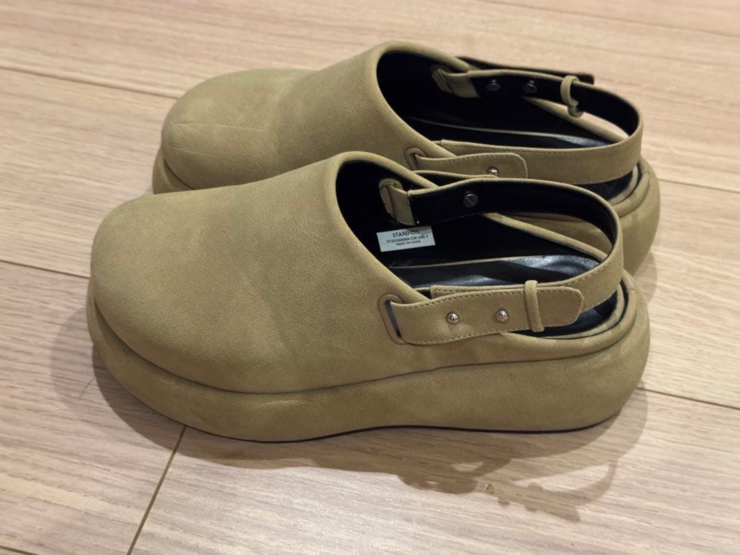 靴 STAND OIL HATCHED MULE CAMEL 24cm