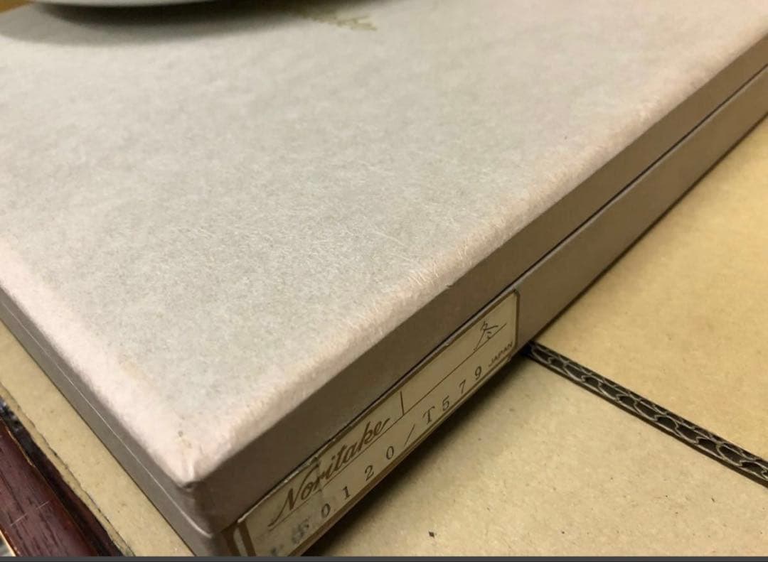 未使用/特価❕ノリタケ/スタジオコレクション/冬景色/絵皿/１点　　飾り皿/雀