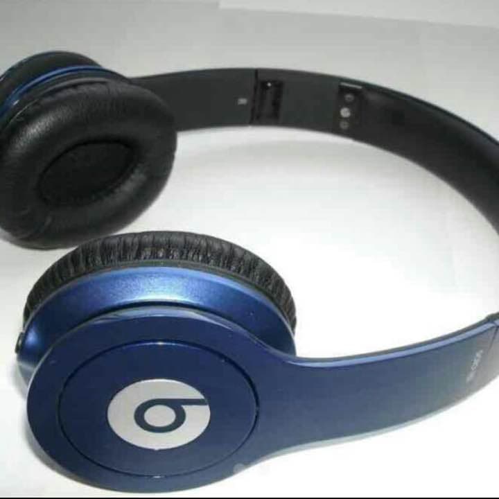 Beats ヘッドホン