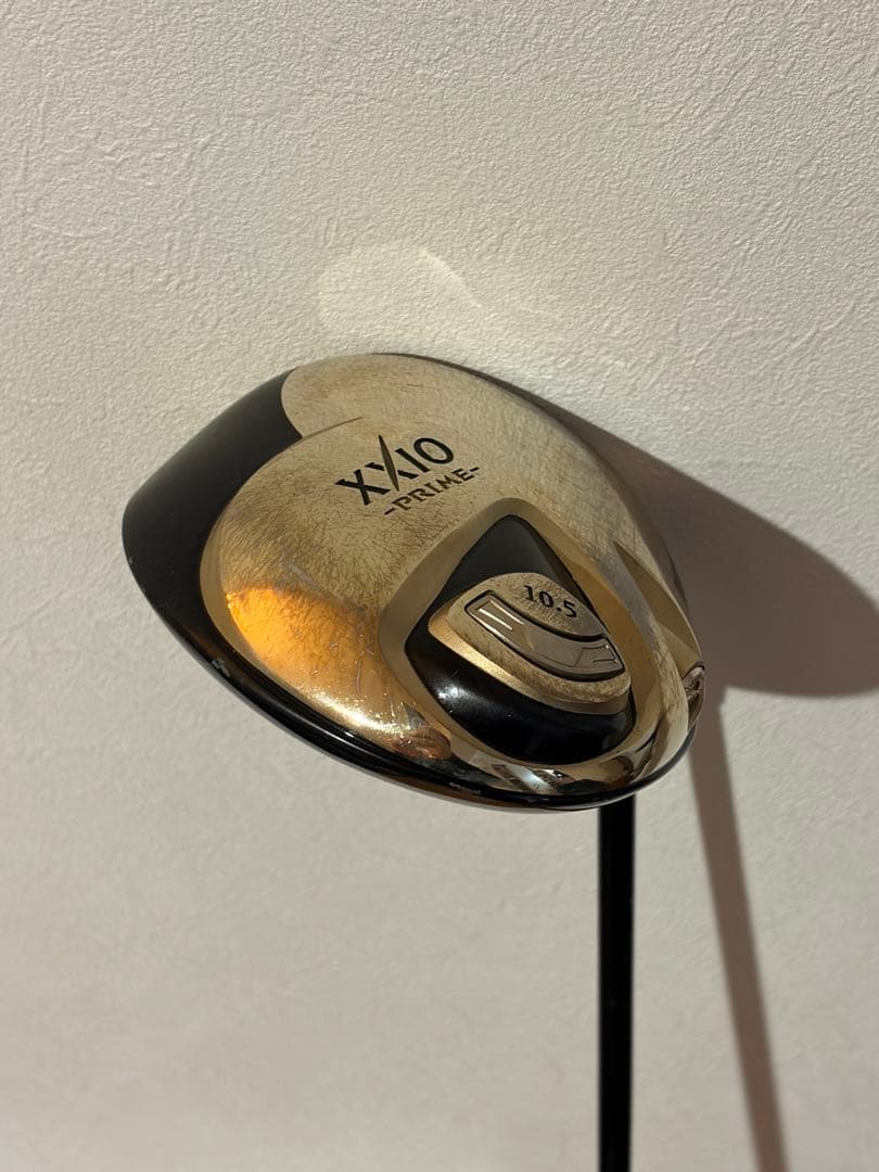 ゼクシオ（XXIO） 他 キャディバッグ・ゴルフクラブ10本・ボール等のセット