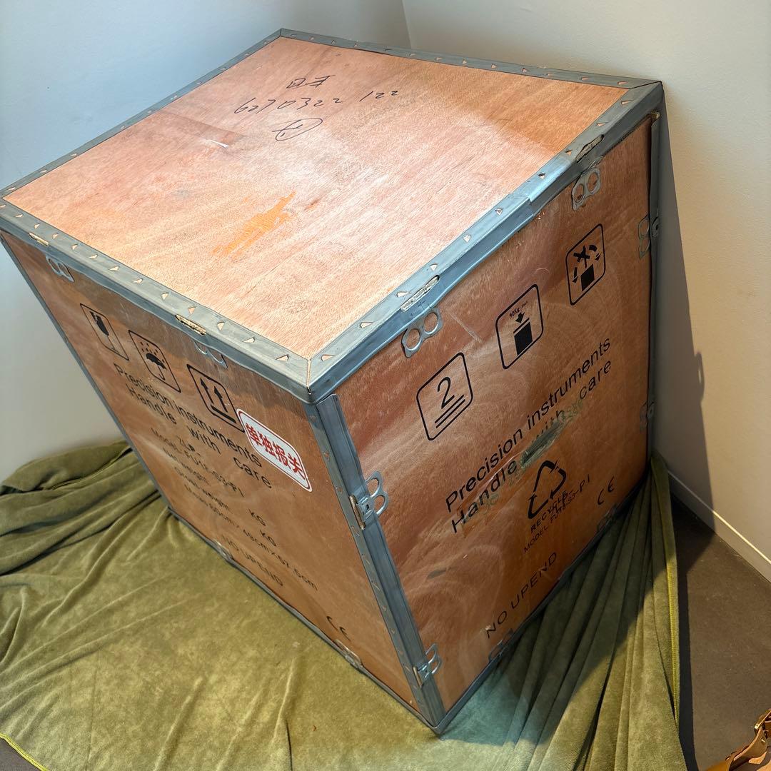 精密機器収納ボックス