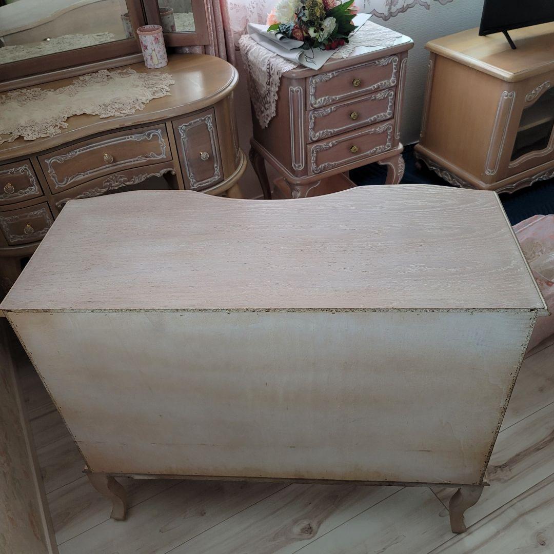 ロココ調　ピンクベージュ　猫足チェスト　引き出し　姫系　タンス　家具