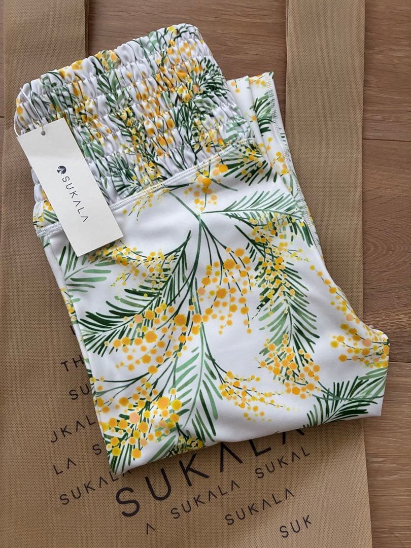 新品未使用 SUKALA スプリングフラワー シャーリングレギンス M ミモザ