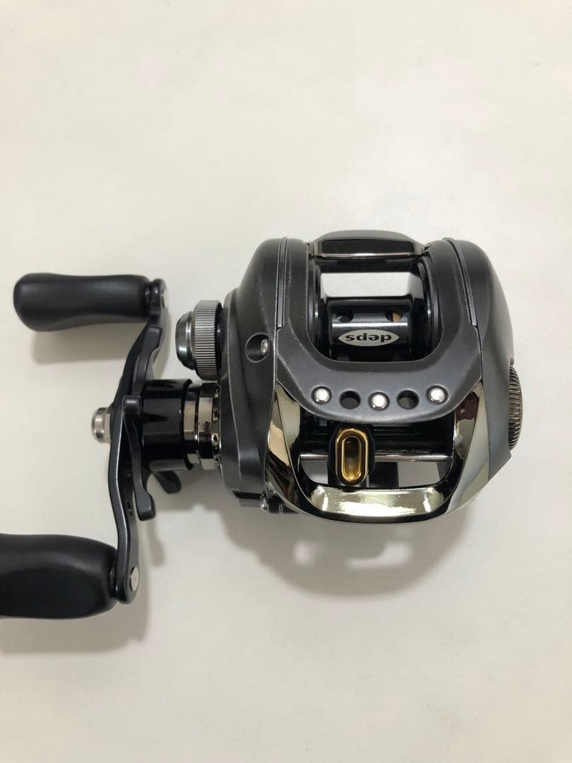 希少・限定deps daiwa ZDV 100H