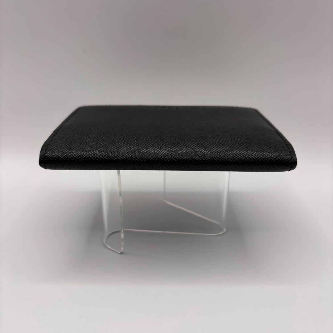 【美品】BURBERRY　名刺入れ　カードケース　ブラック　型押し　ノバチェック